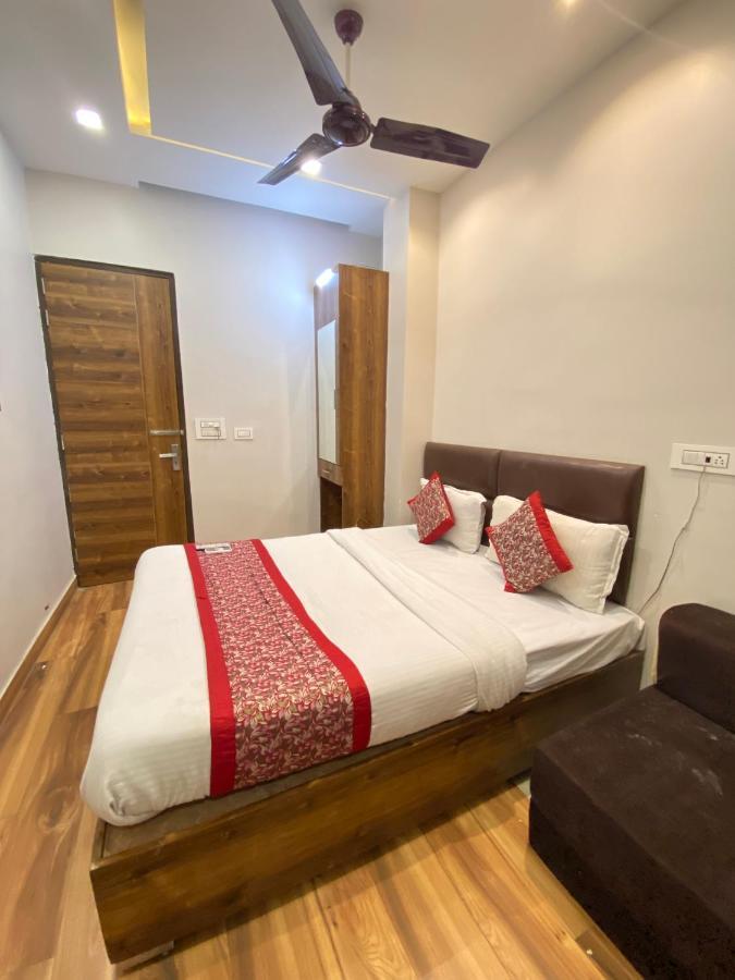 Hotel 56 - 200 Meter From Golden Temple Amritsar Eksteriør billede